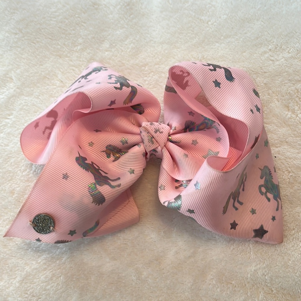JoJo Siwa Bow
